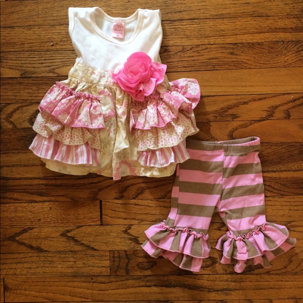 Set of Giggle Moon for Girl Size 6M